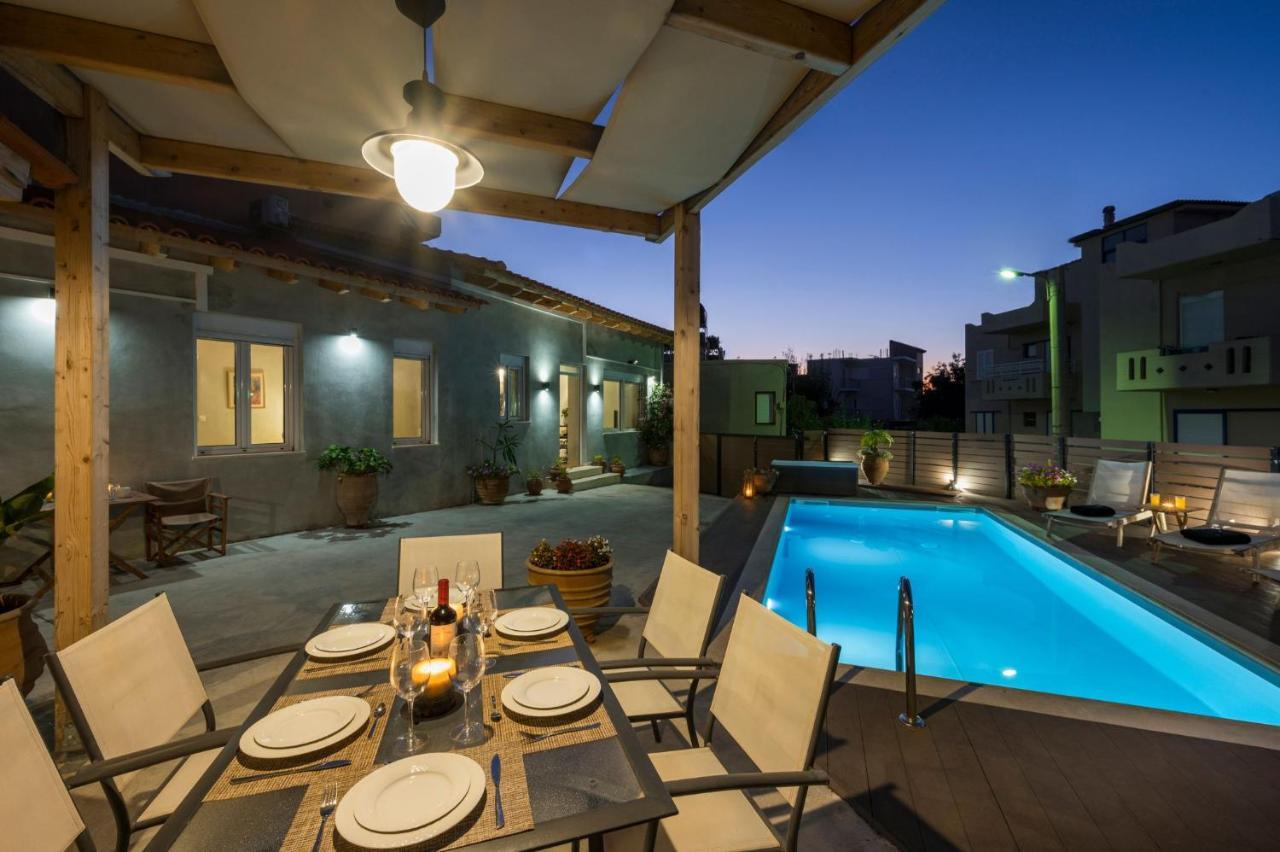 Villa Roxanne Galatas  Экстерьер фото