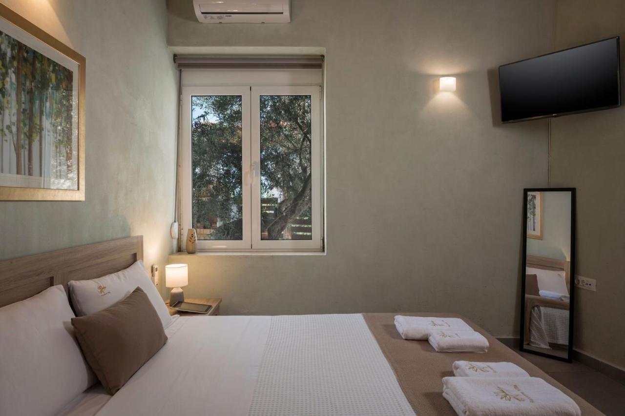 Villa Roxanne Galatas  Экстерьер фото