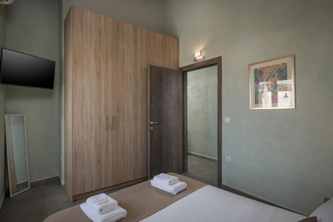 Villa Roxanne Galatas  Экстерьер фото